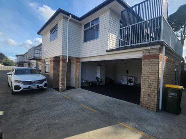 melville, 3 bedrooms