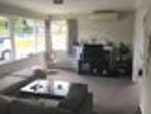 Melville, 4 bedrooms, $610 pw