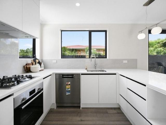 melville, 3 bedrooms