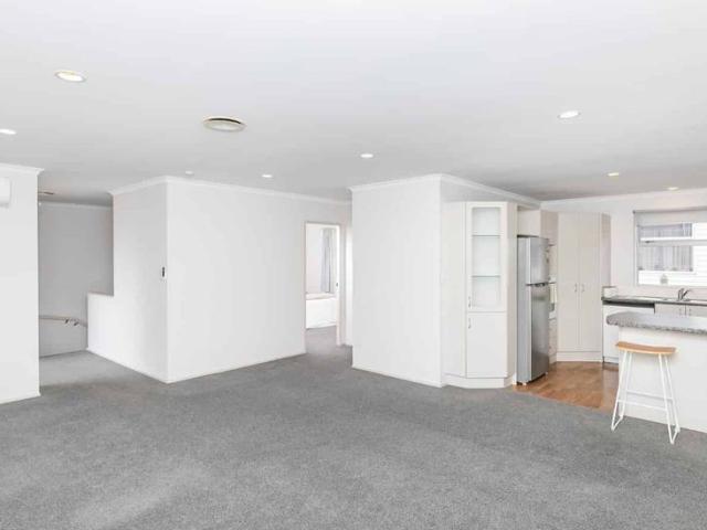 Melville townhouse