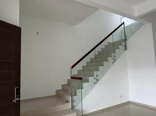 Melaka Ayer Keroh Country Villas Double Storey Renovated Below Value