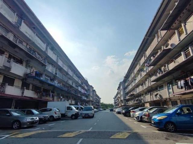 Melaka town taman anika flat 3r2b renovated unit for sale