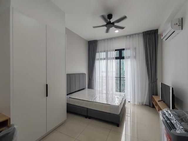 Meldrum Height Studio for Rent walking distance to CIQ