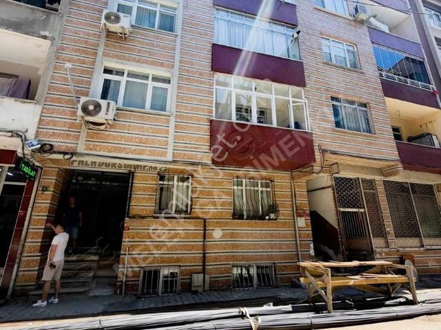 Melek Emlak Esenler Nenehatun Da K.uygun 2+1 Bahçe Katı