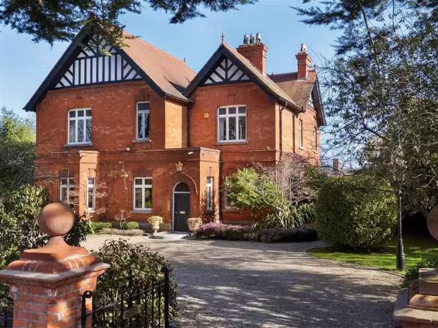 Melfort, 19 Shrewsbury Road, Ballsbridge, Dublin 4, D04 T0H7
