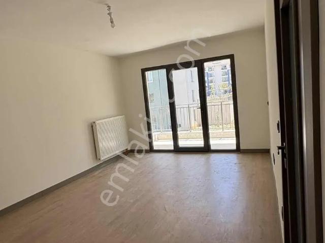 Melisa Dan İnderede Kiralık Ara Kat Daire