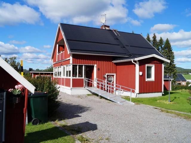 Villa på Mellanselsvägen 12 är inte längre tillgänglig