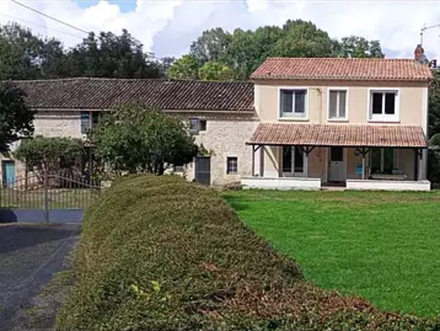 Melle 79500 Achat / Vente maison