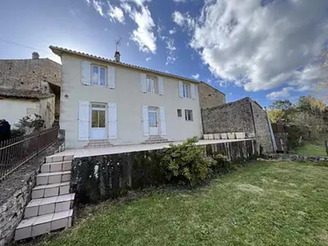 Melle 79500 Achat / Vente maison 4 pièces t4 parking