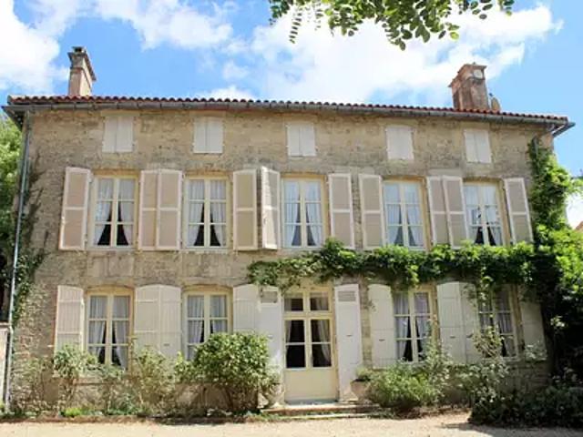 Melle 79500 Achat / Vente maison