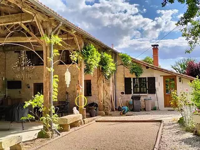 Melle 79500 Achat / Vente maison 6 pièces t6 piscine jardin