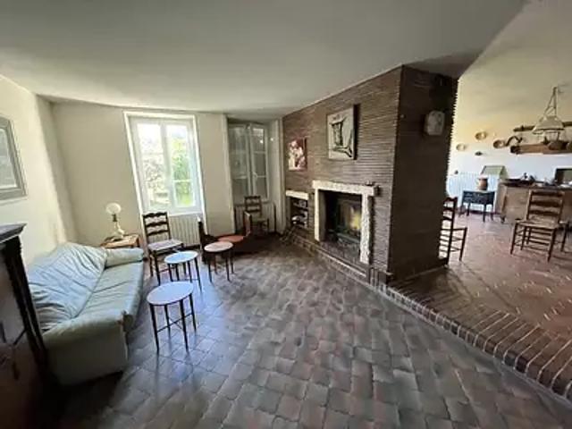 Melle 79500 Achat / Vente maison 9 pièces t9