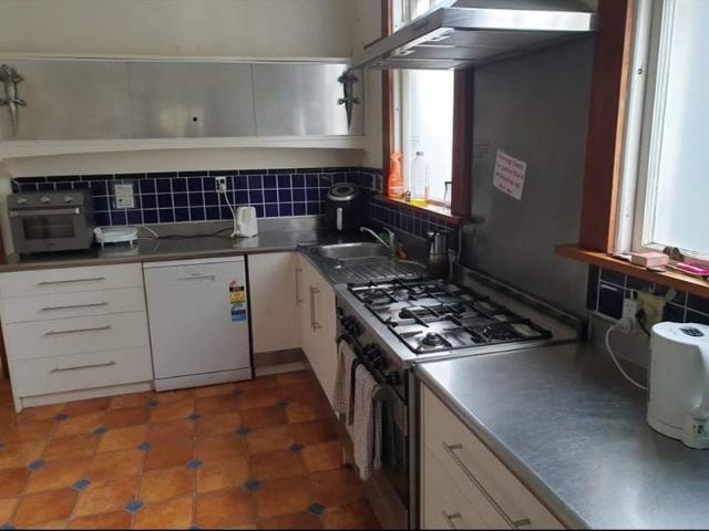 melling, 1 bedroom