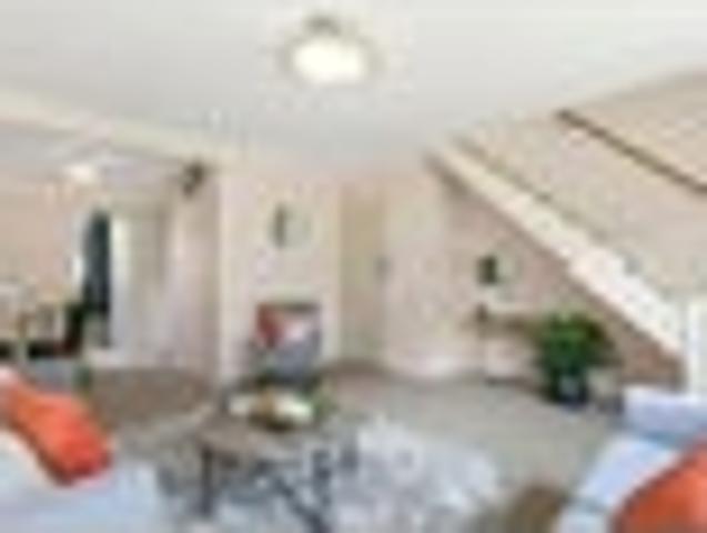 Melling, 2 bedrooms, $535 pw