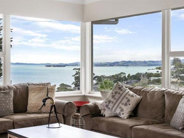 mellons bay, 5 bedrooms
