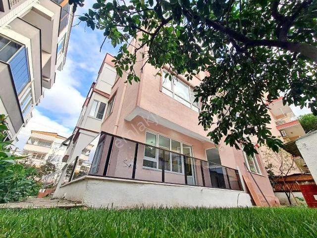 melodi'den Akçay Merkez'de Bahçeden Eve Gireceğiniz Denize 200mt Ayrı Mutfaklı 2+1 Daire