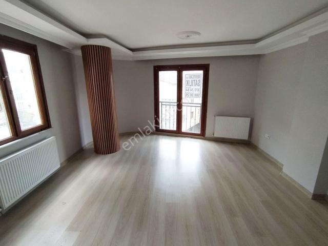 Mertcan Dan Kartal Metroya Yürüme 2+1 Arakatta Balkonlu Fırsat Satılık