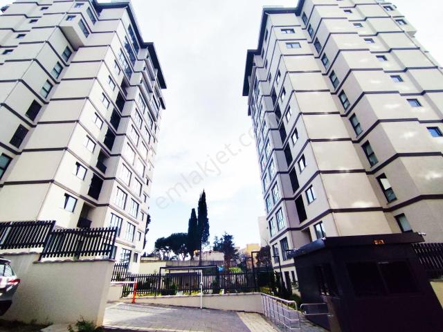 Mertcan Dan Royal Garden Sitesinden 2+1 Ebeveyn Banyolu İskanlı Fırsat