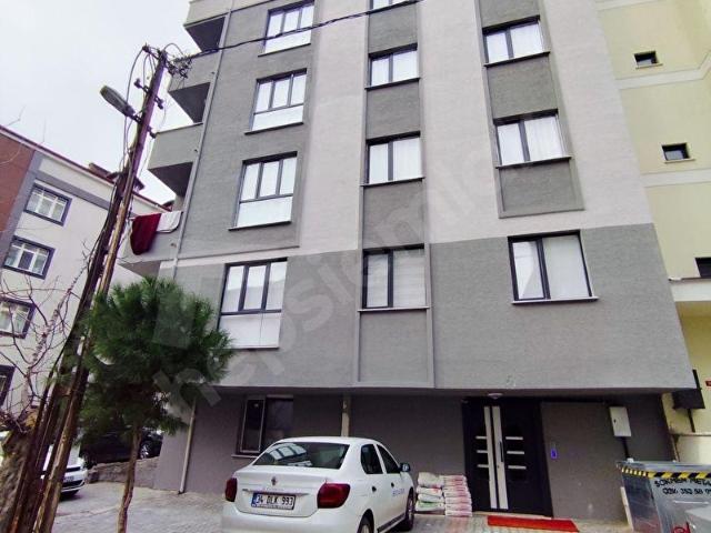 MERTCAN'DAN ARA KATTA CADDEYE YÜRÜME SIFIR FIRSAT KİRALIK DAİRE
