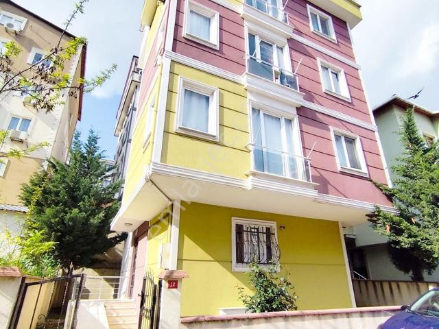 Mertcan'dan Cumhuriyet Mah. İskanlı 1,5 + 1 Ters Dubleks Daire