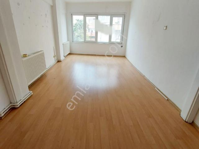 Mertcan'dan Cadde Üzeri Ofis & İş Yerine Uygun Fırsat Kiralık