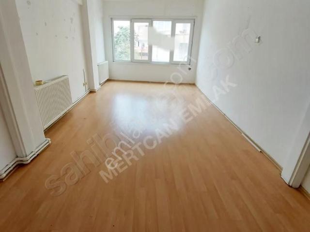 Mertcan'dan Cadde Üzeri Ofis & İş Yerine Uygun Fırsat Kiralık