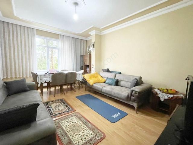 Mertcan'dan Ramazanoğlu Mah.caddeye 3dk Satılık Müstaki Ev