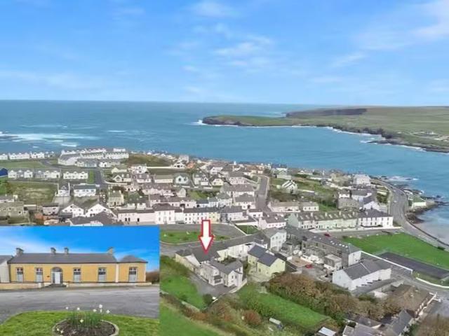 Merton Villa, Merton Square, Kilkee, Co. Clare, V15R718 is for.