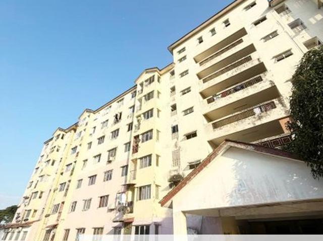 Meru Courts