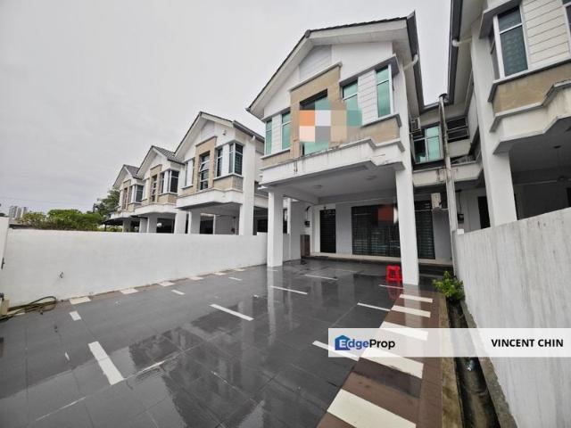 Meru Desa Park @ The Sierra. Super big Terrace house