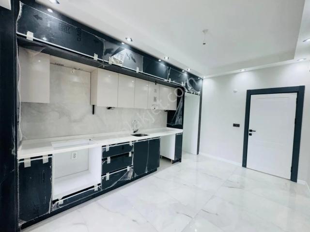 Mer pa İnş.çerkezköy_tepe'de Site İçerisinde_ Arakat Sıfır 3+1