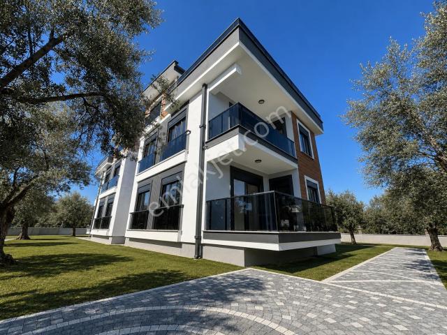 Mera Emlaktan Altınoluk Narlıda Deniz Manzaralı 4+1 Lüx Villa
