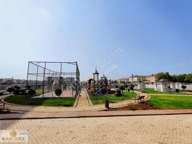 Meram Fahrünnisa Evleri Satılık 3+1 150 M2 Boş Hisse Daire