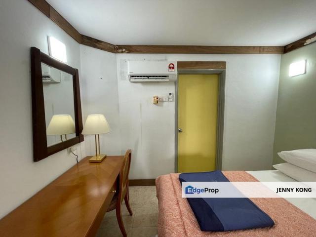 Meranti Park Suites