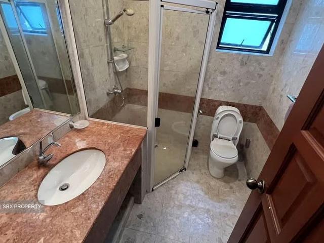 Merawoods D23, Condominium