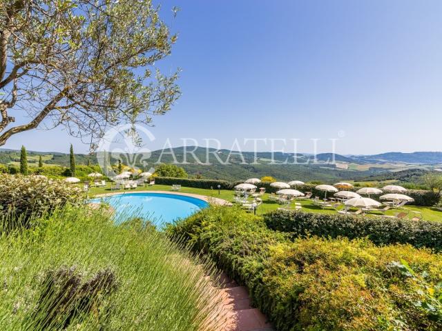 Meraviglioso e panoramicissimo borgo di 2500 mq affacciato e. 2500m² Certaldo