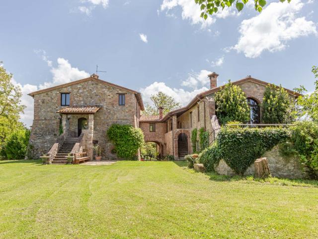 Meravigliosa fattoria del XVII secolo vicino a San Venanzo 934m² San Venanzo