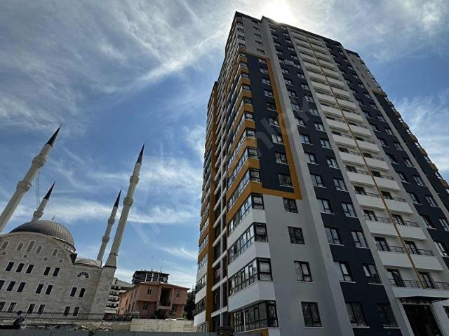 MERCANLARDAN AŞAĞI YAHYALAR'DA MERKEZİ KONUMDA 4+1 SATILIK DAİRE