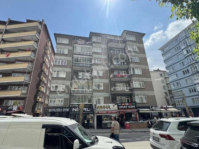 Mercanlardan Demetevler İvedik Caddesi Üzeri İskanlı 3+1satılık
