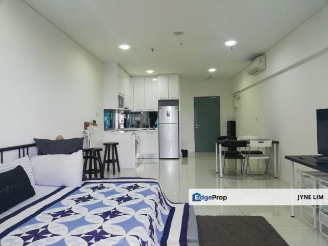 Mercu Summer Suites