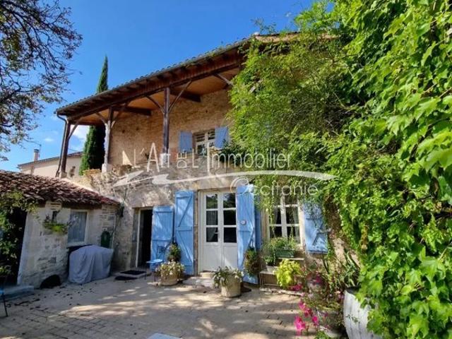 MERCUES LOT 10 mn de CAHORS