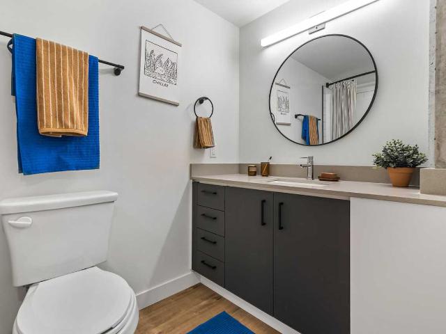 Mercury Block 2 Bedroom Apartment for Rent at 12322 102 Ave Nw, Edmonton, AB T5N 3P7 Oliver