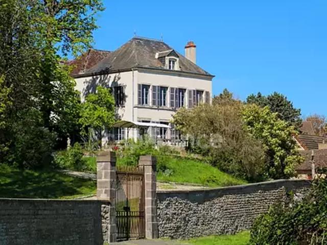 Mercurey 71640 Achat / Vente maison 12 pièces t12 piscine jardin