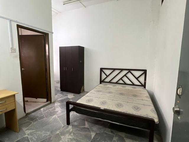 MERDEKA OFFER Middle Room for Rent at SS2, Petaling Jaya
