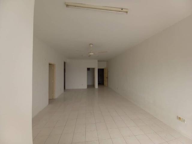 Merdeka villa near public transport and lrt
