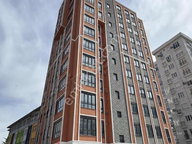 Merdivenköy Mah'de 3+1 Merkezi Sistem Oturmaya Hazır Sıfır Daire