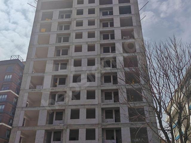 Merdivenköy Sairaşri caddesi Tapu Masrafsız Satılık 2+1 Daire