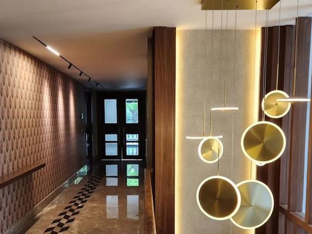 Meremahakalji 4 Bedroom 272 Sq. Yd. Builder Floor in Model Town Phase 1 Delhi Listing ID: #10175