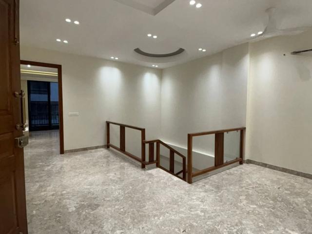 Meremahakalji 6+ Bedroom 1000 Sq. Yd. Villa in Civil Lines Delhi Listing ID: #9397