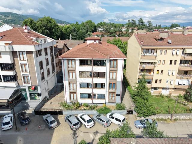 Meriç Çayraktan Üni. Caddesi 135 M2 3+1 Satılık Daire
